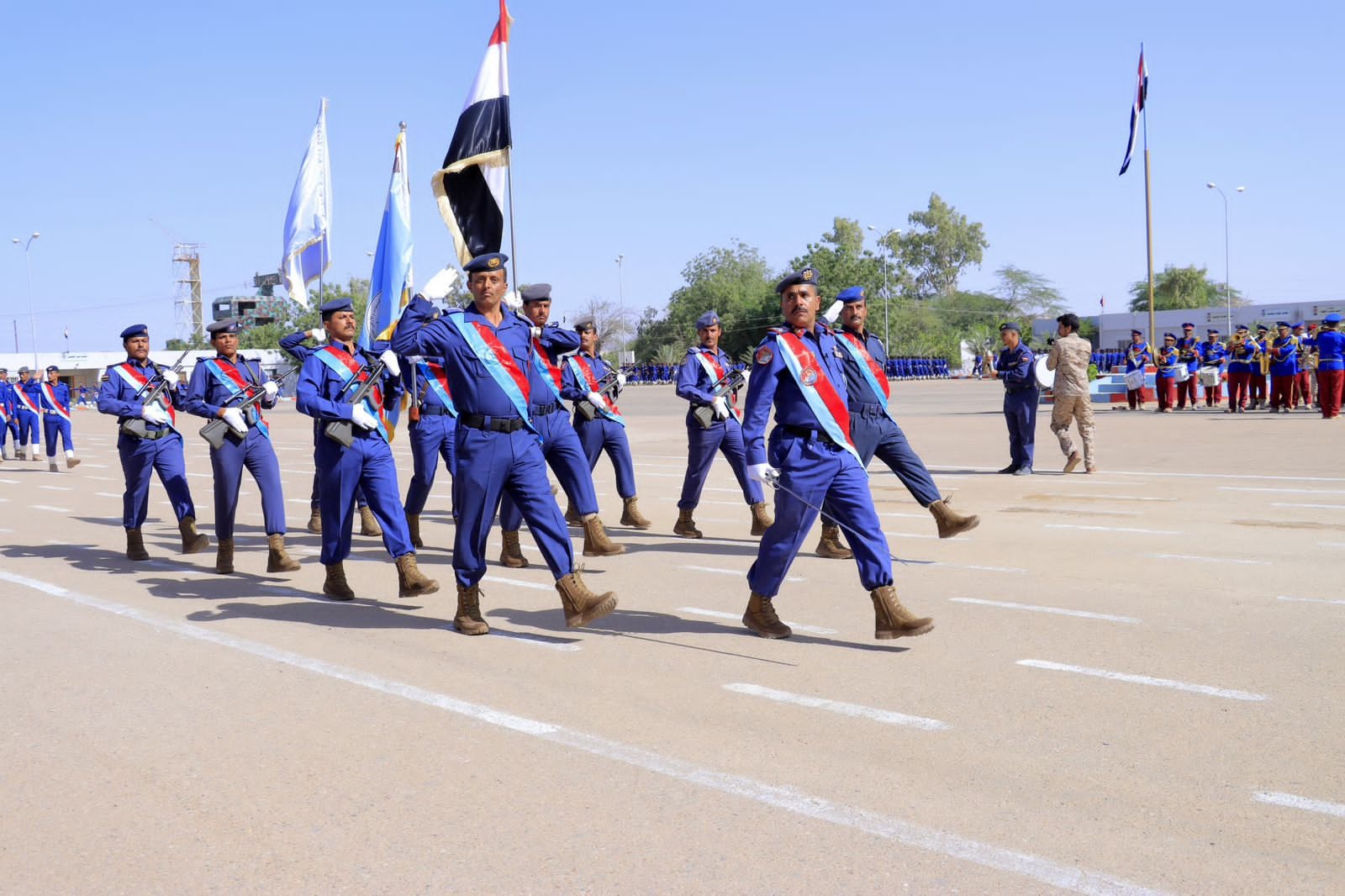 Ma'rib Witnesses Military Parade of Symbolic Units of the National Army in Celebration of the 34th Anniversary of Yemeni Unity  pen_spark