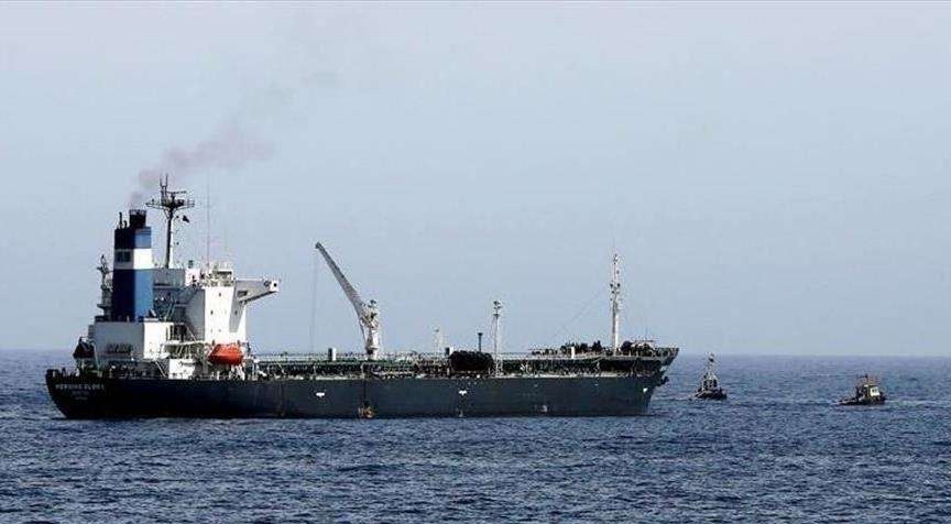 Cargo Ship Runs Aground After Missile Attack off Hodeidah Coast