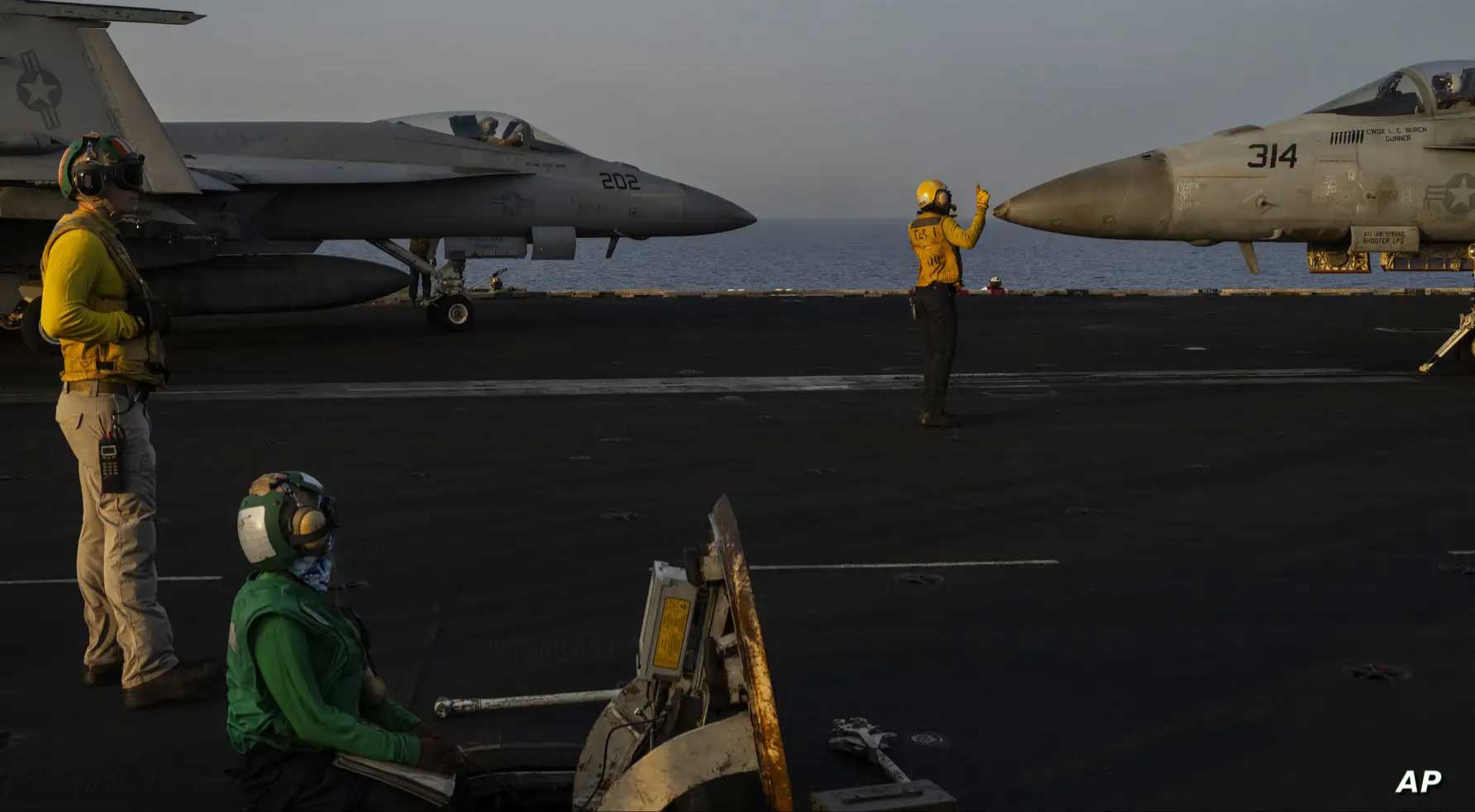 "Sunk" Three Times? Aging US Aircraft Carrier "Eisenhower" Defies Houthi Claims