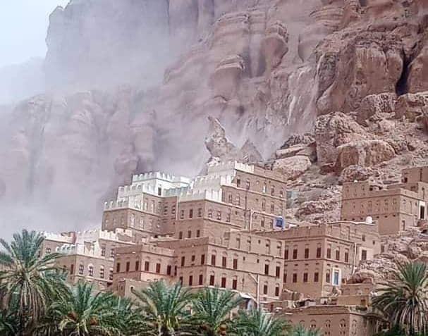 A picture of the rockslide in Basim Fort