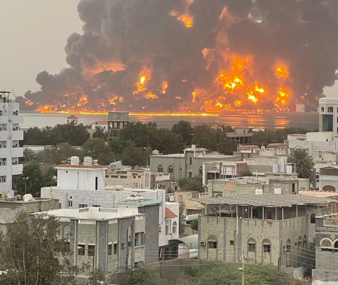 Fire in Hodeidah Port following Israeli attacks (activists)