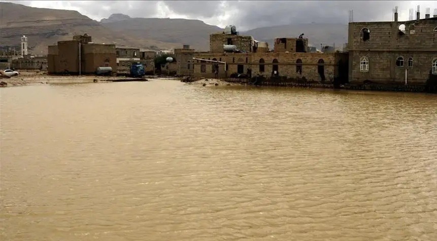 Heavy Rains Displace 800 Families in Yemen's Amran Governorate