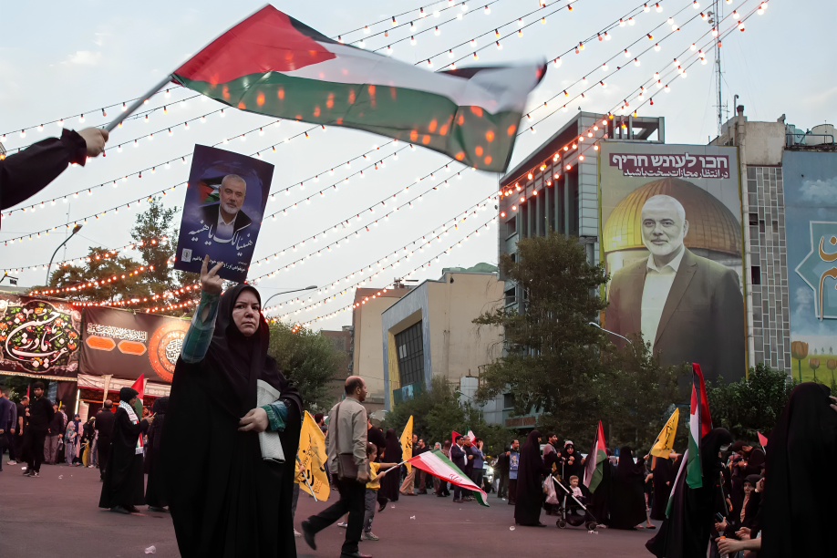 Iran Convenes Regional Allies to Plan Retaliation After "Strong Slap" from Israel