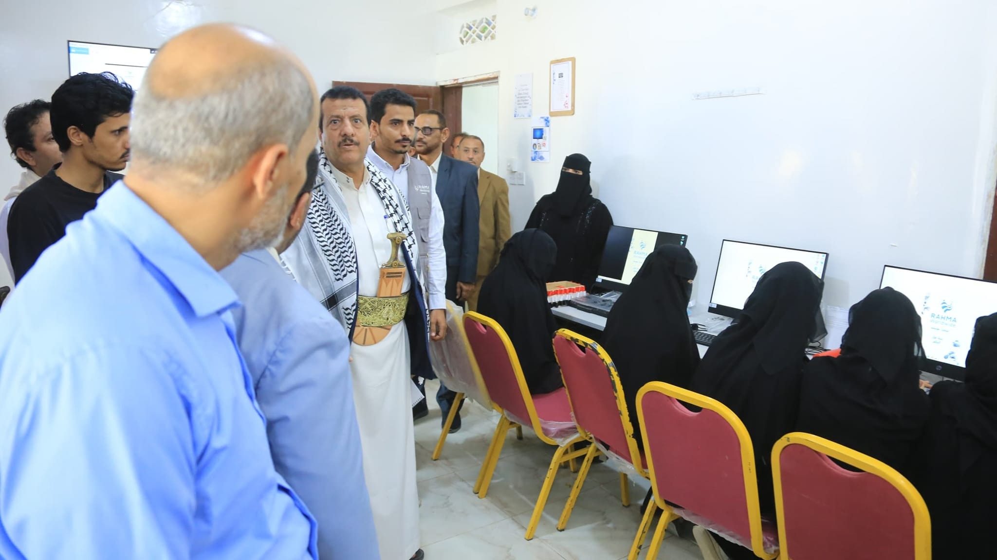 Marib Authorities Open Computer Lab, Launch 3 Training Courses for Women