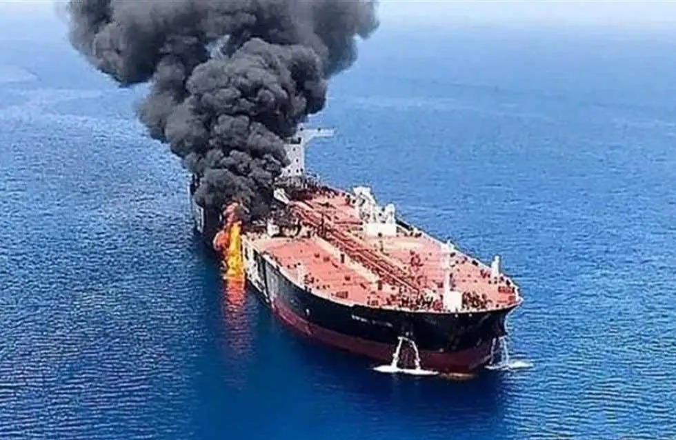 A ship that was attacked by Houthis earlier - Archive