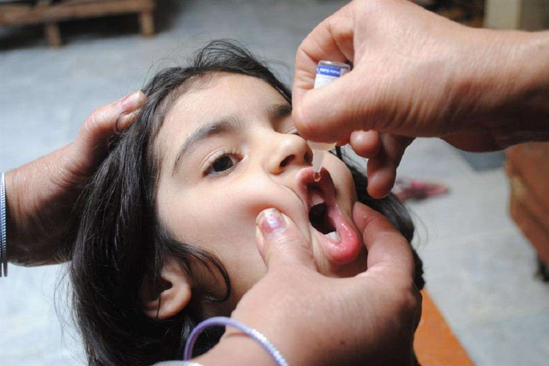 Jordanian authorities require Yemeni children arriving in the country to obtain a polio vaccination certificate