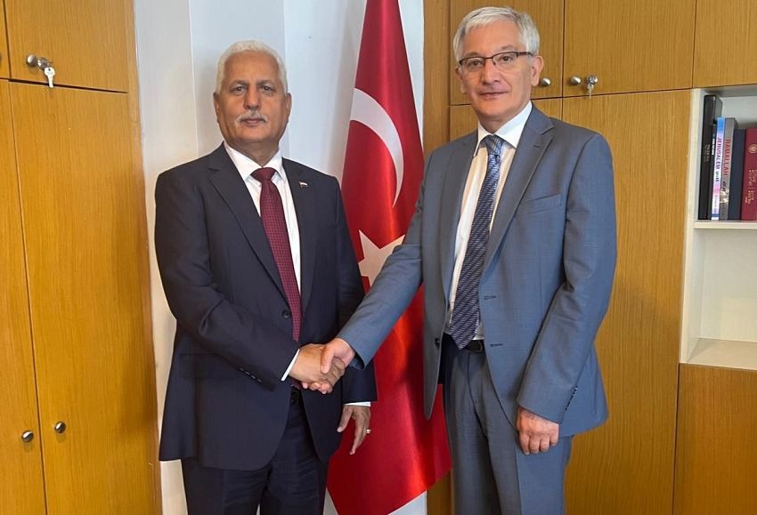 Meeting of the Yemeni Ambassador with the Turkish Official (Saba)