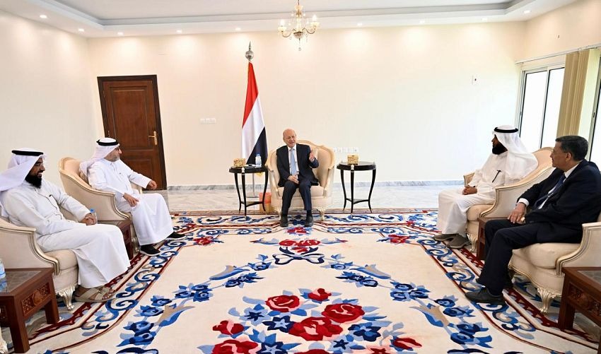 Rashad Al-Alimi receives a Kuwaiti humanitarian delegation (Aden)