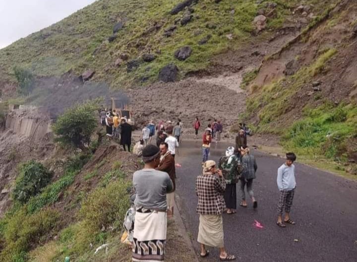 Flash Floods Claim Life in Ibb, Yemen, as Heavy Rains Trigger Landslides and Road Closures