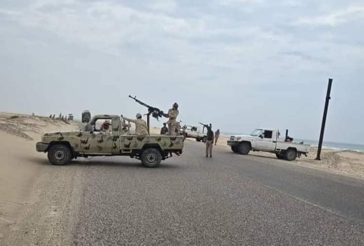 Military Deployment Between Shabwah and Hadhramaut as Tribal Alliance Sets Up Protest Tent in Mukalla