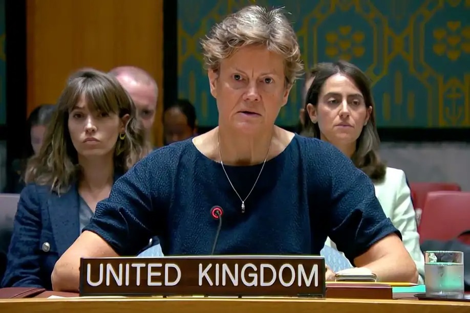 UK Urges Houthis to Avoid Dragging Yemen into Regional Conflict