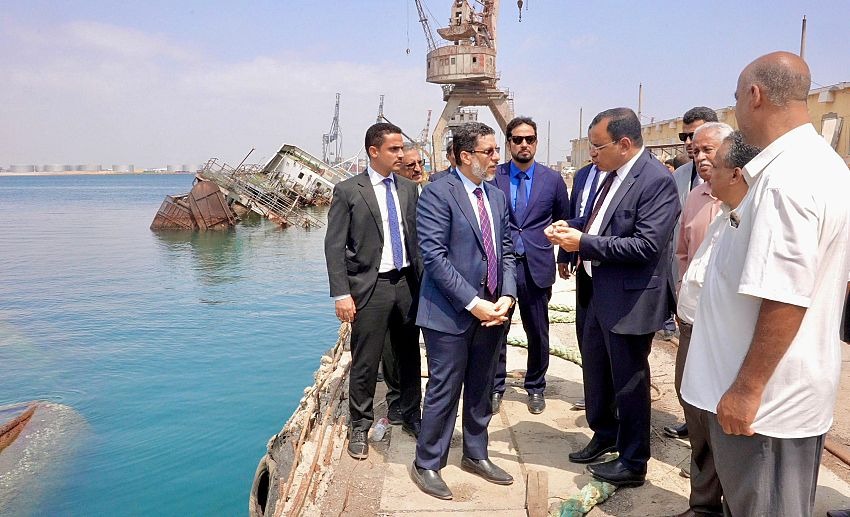 10 ships recovered and 250 meters cleared.. Government arrangements to resume work at Aden fishing port