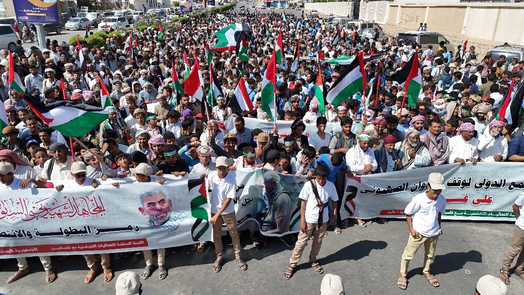 Mass Rally in Marib Condemns Ongoing War on Gaza and Supports Gulf-European Summit Call for Ceasefire