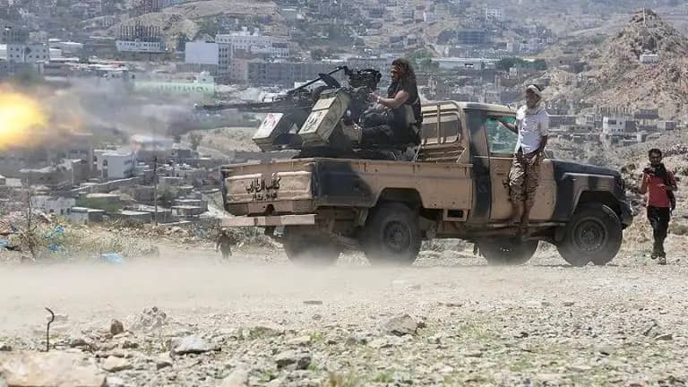 Military Sources Report Human and Material Losses for Houthis in Al-Barh, Taiz