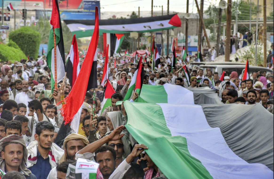 Mass Protest in Marib Calls for Expanded Actions Against Gaza Genocide and Urges Arab Leaders to Act