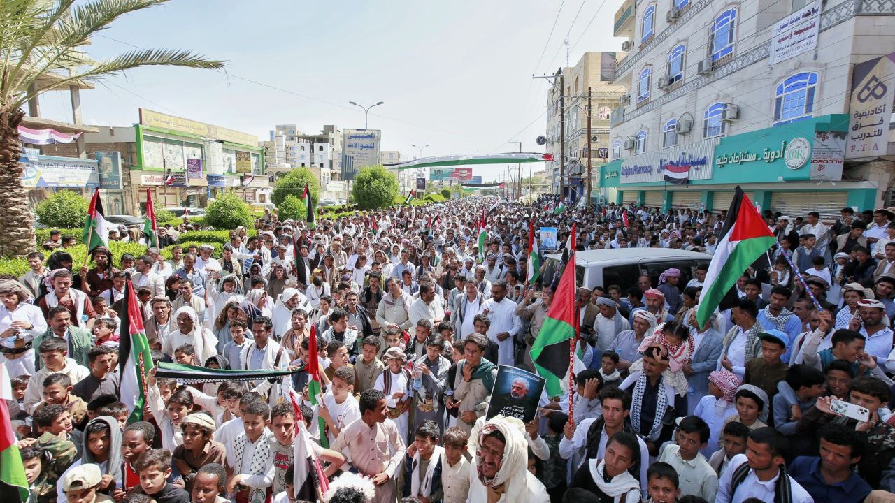 Massive Rally in Marib in Solidarity with Palestinians Amid Ongoing Gaza Conflict