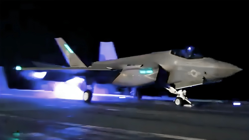 U.S. Defense Department Deploys F-35C Fighters Against Houthi Targets