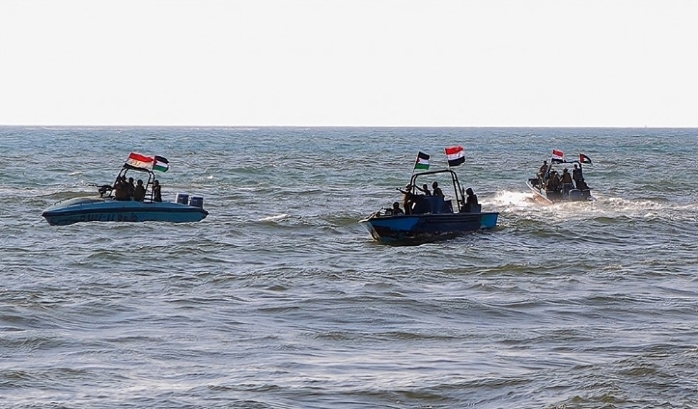 British Maritime Authority Reports Chase of 12 Boats Near Aden Coast