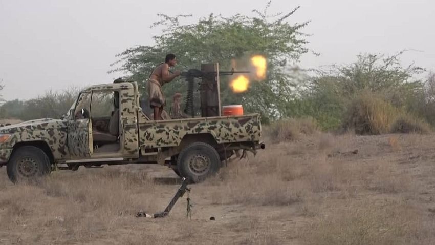 Yemeni Army Foils Houthi Attack in Western Taiz