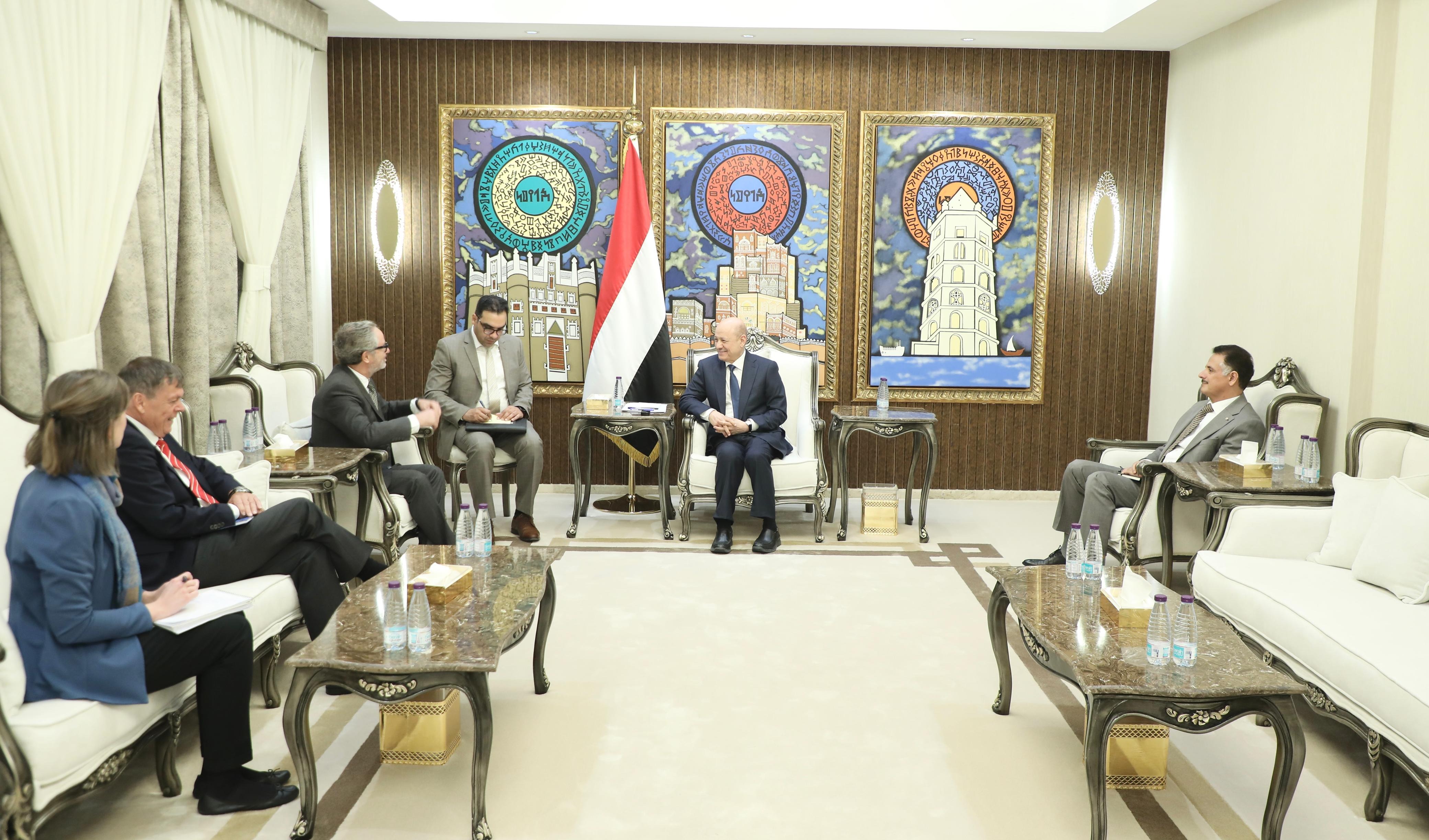 Al-Alimi meets with the head of the European Union mission and the German ambassador