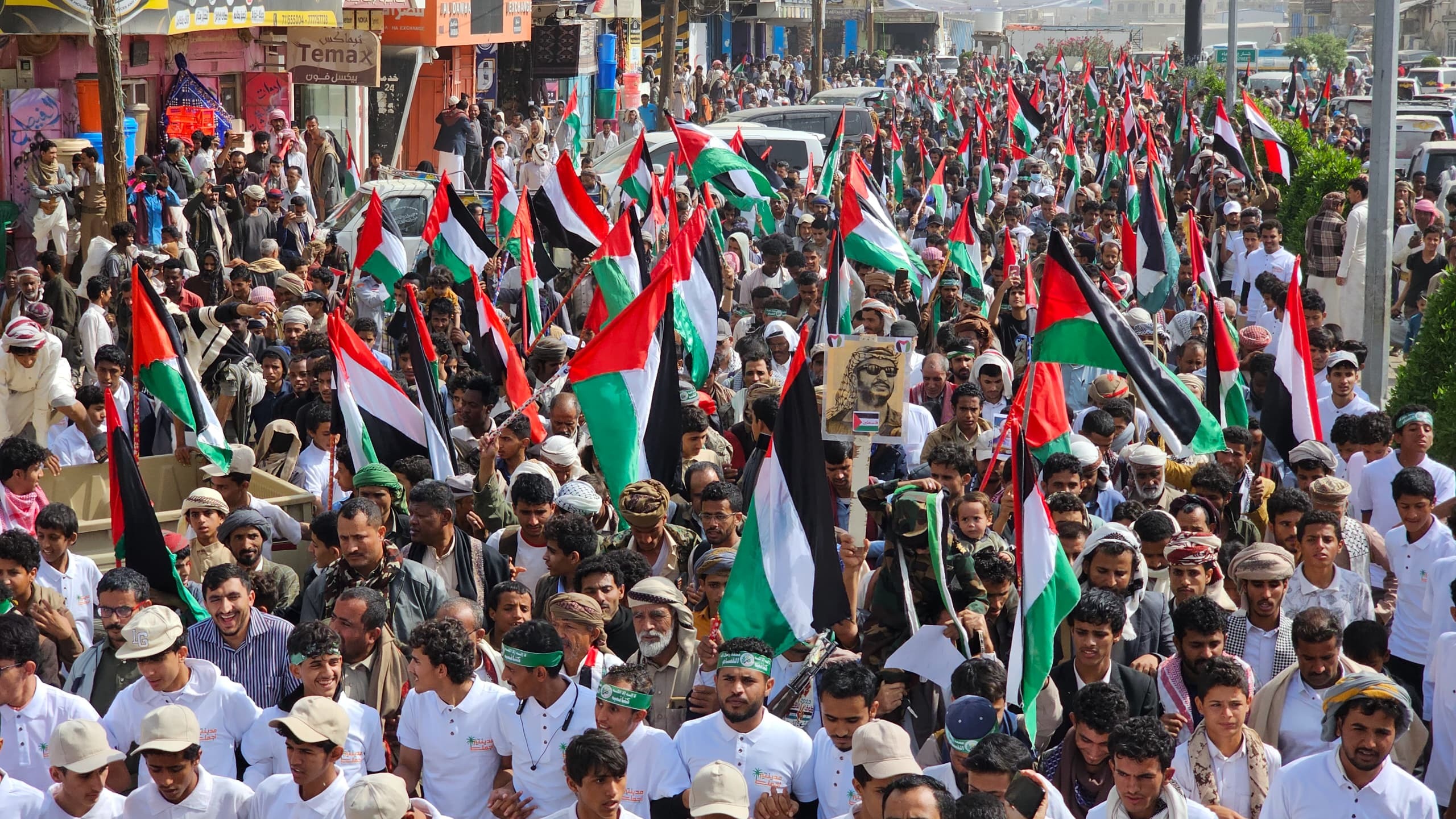 Massive March in Marib Calls for Strong Arab and Islamic Support for Palestinians