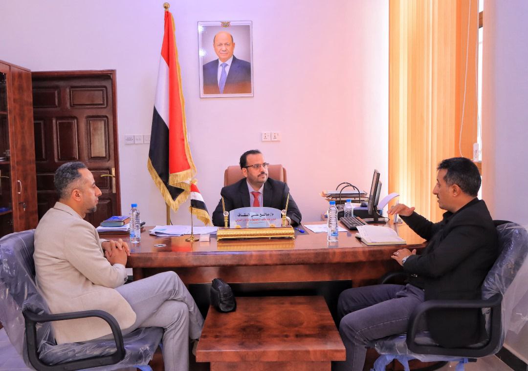 Marib Planning Director Discusses Development Efforts with UN Amid Economic Challenges