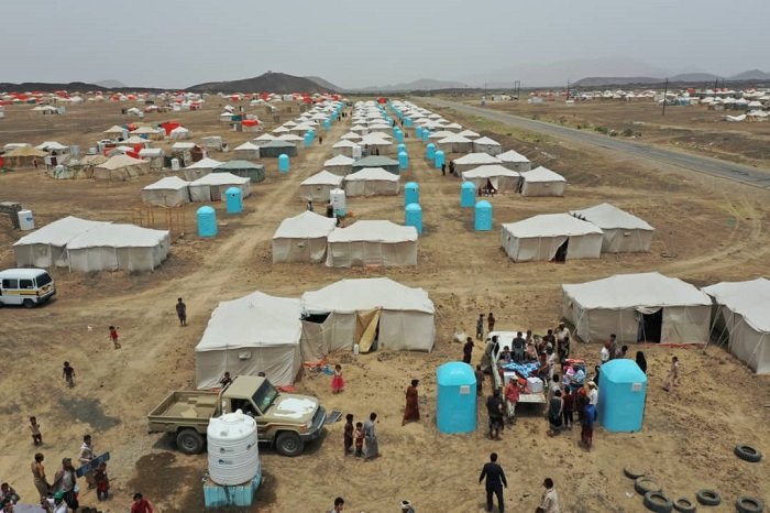 Yemen's Deputy Minister of Education Launches Schooling in Portable Classrooms for Displaced Students in Marib