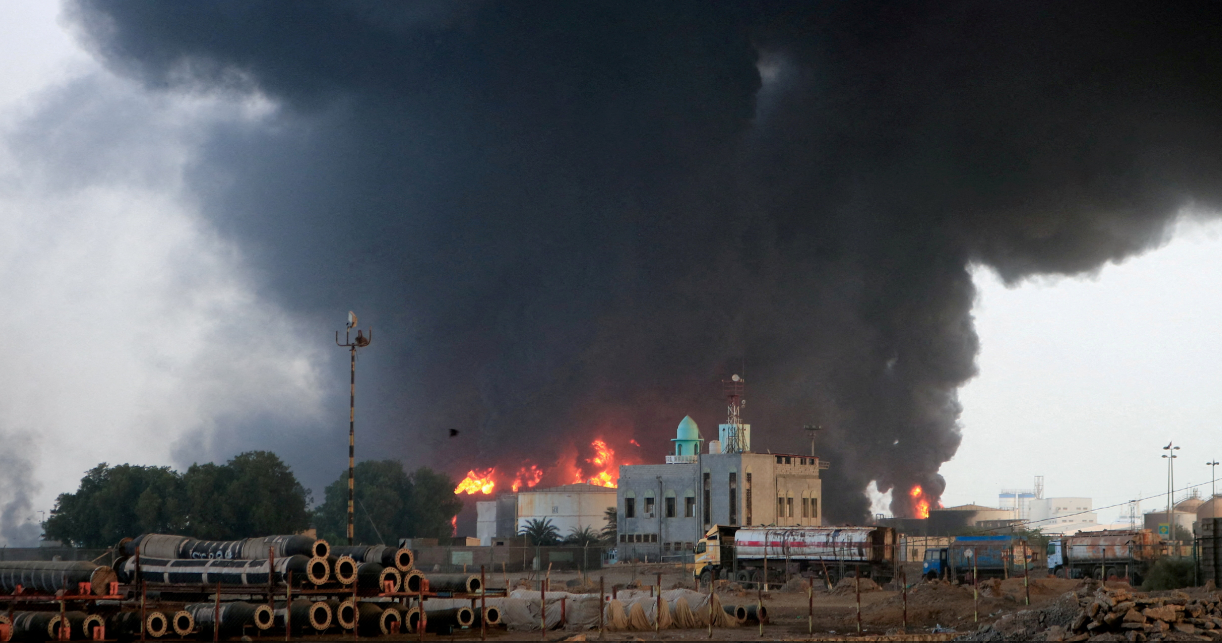 Israeli raid on Hodeidah port - Archive