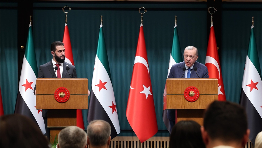 Turkish President Recep Tayyip Erdogan (R) and Syrian President Ahmad al-Sharaa (L) hold a joint press conference after their meeting at Presidential Complex in Ankara, Turkiye on February 4, 2025. (Anadul)