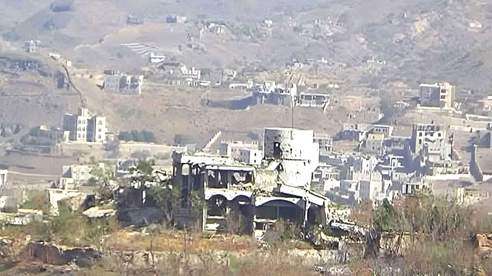 A view of one of the destroyed neighborhoods in Taiz - Archive