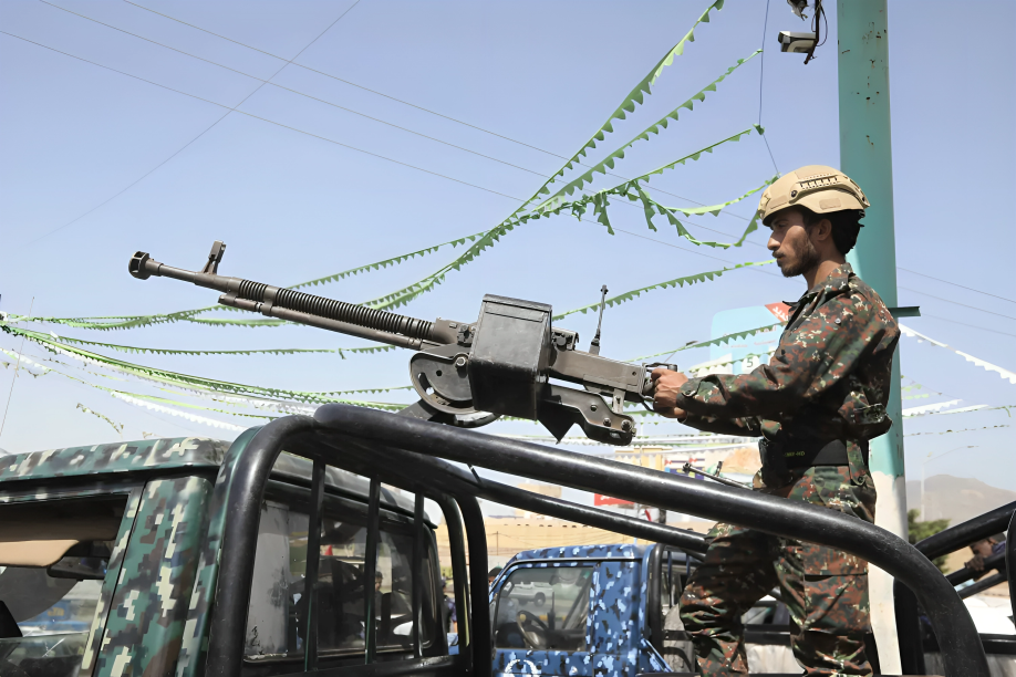 The Houthi group launches a new arrest campaign in Hodeidah. The Houthi group launches a new arrest campaign in Hodeidah.